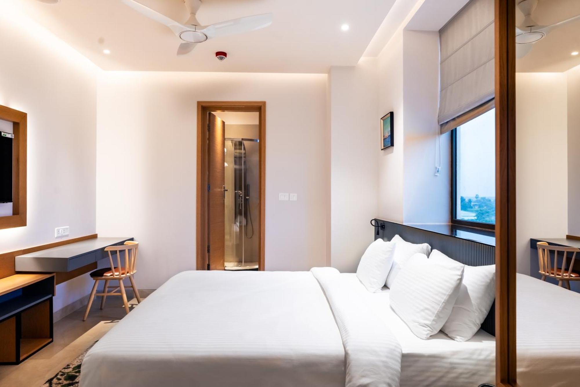 Krishna'S Courtyard Hotel & Convention Urāli Buitenkant foto